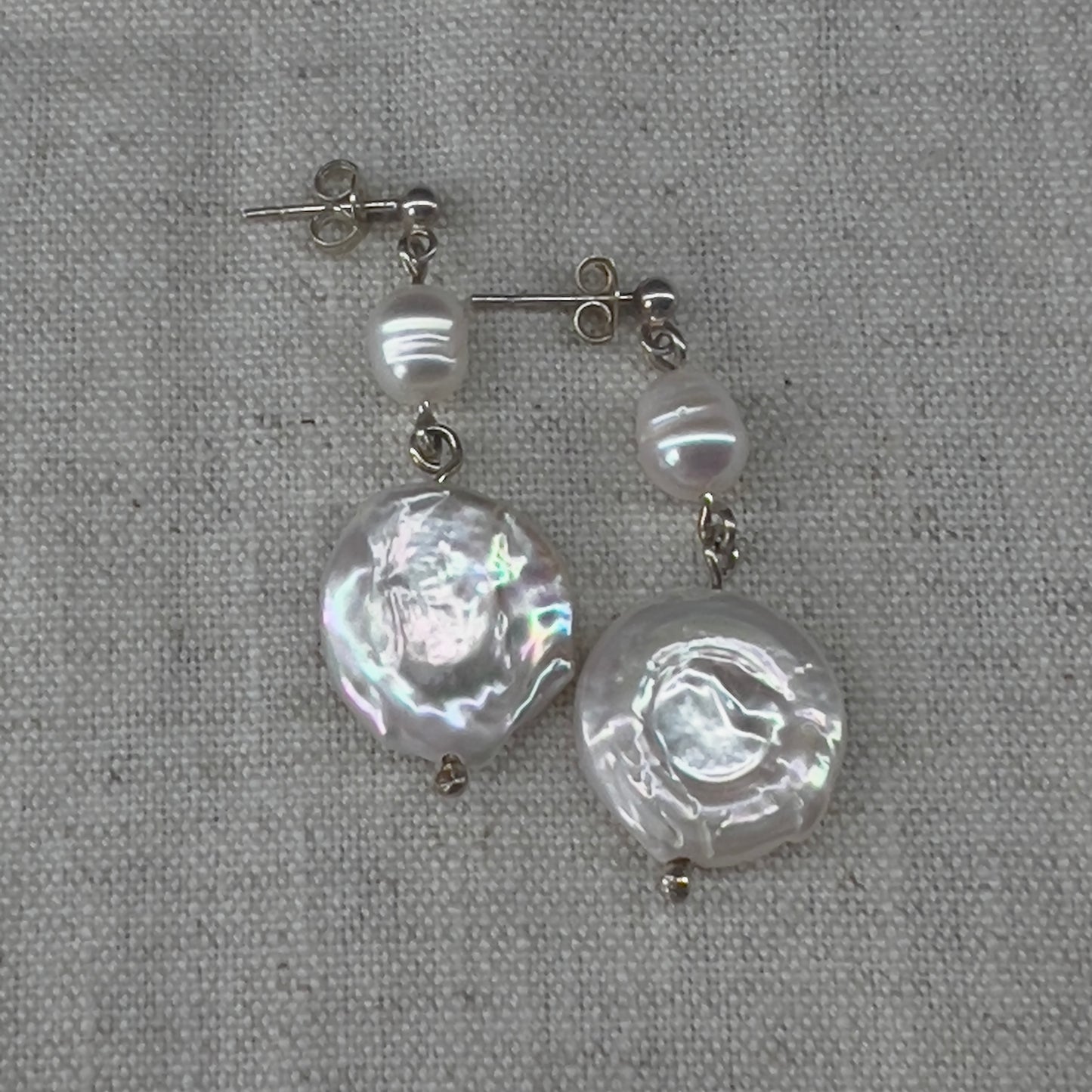 Moonrise Pearl earrings