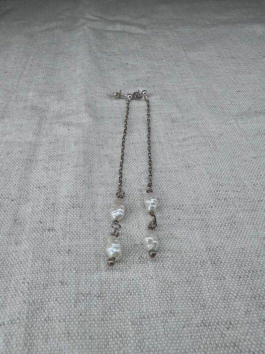 Round and Keshi Pearl earrings Copy